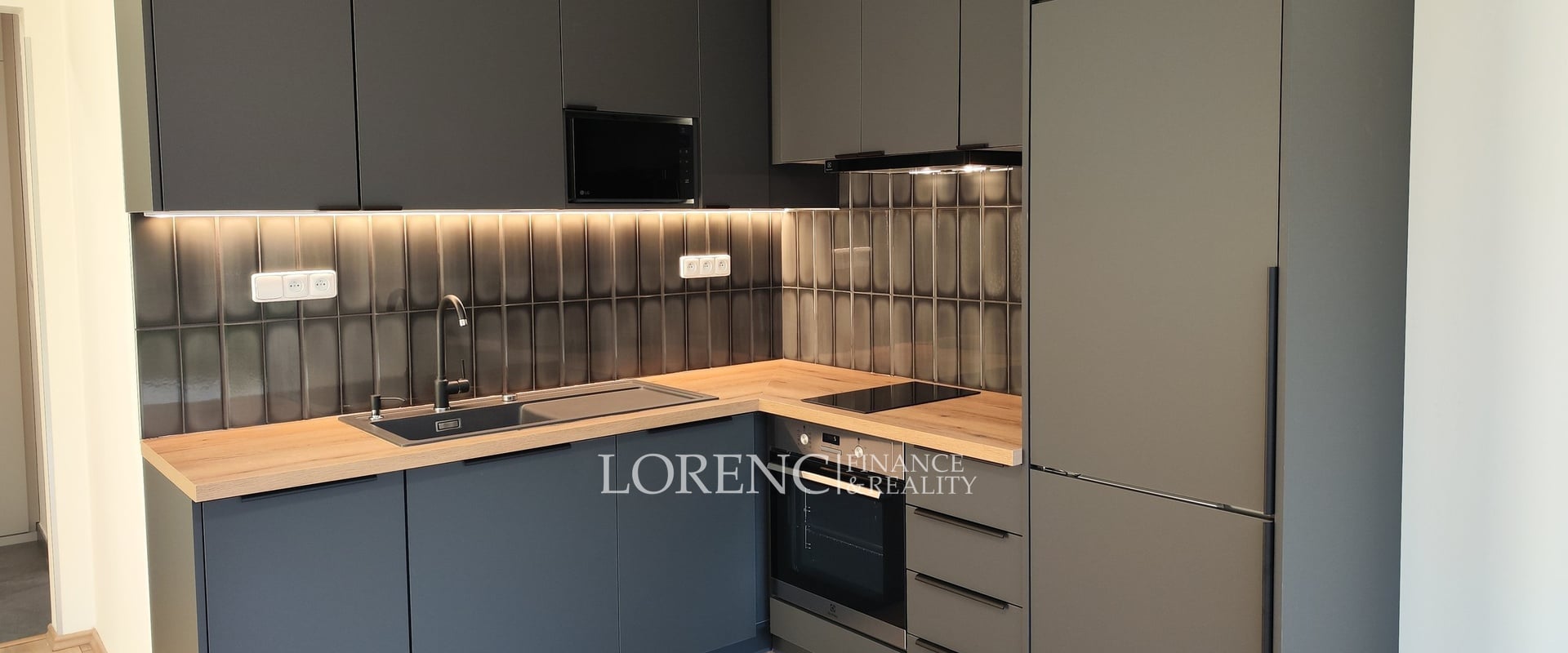 Pronájem byty 1+kk, 77 m² - Praha - Letňany